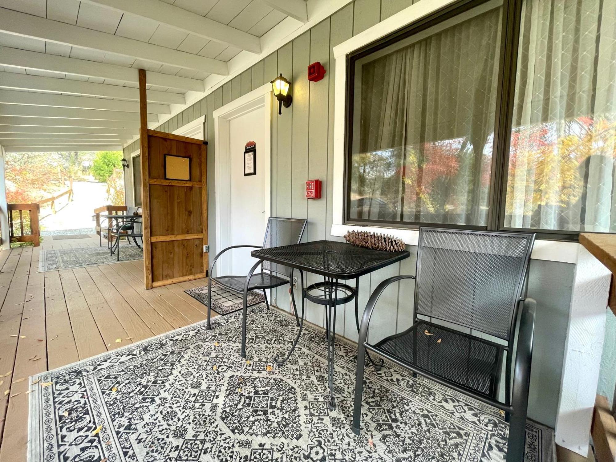 Sierra Mountain Lodge - Vacation Rentals - Yosemite Ahwahnee Extérieur photo