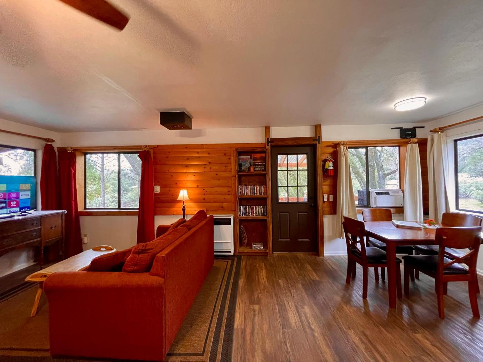 Sierra Mountain Lodge - Vacation Rentals - Yosemite Ahwahnee Extérieur photo