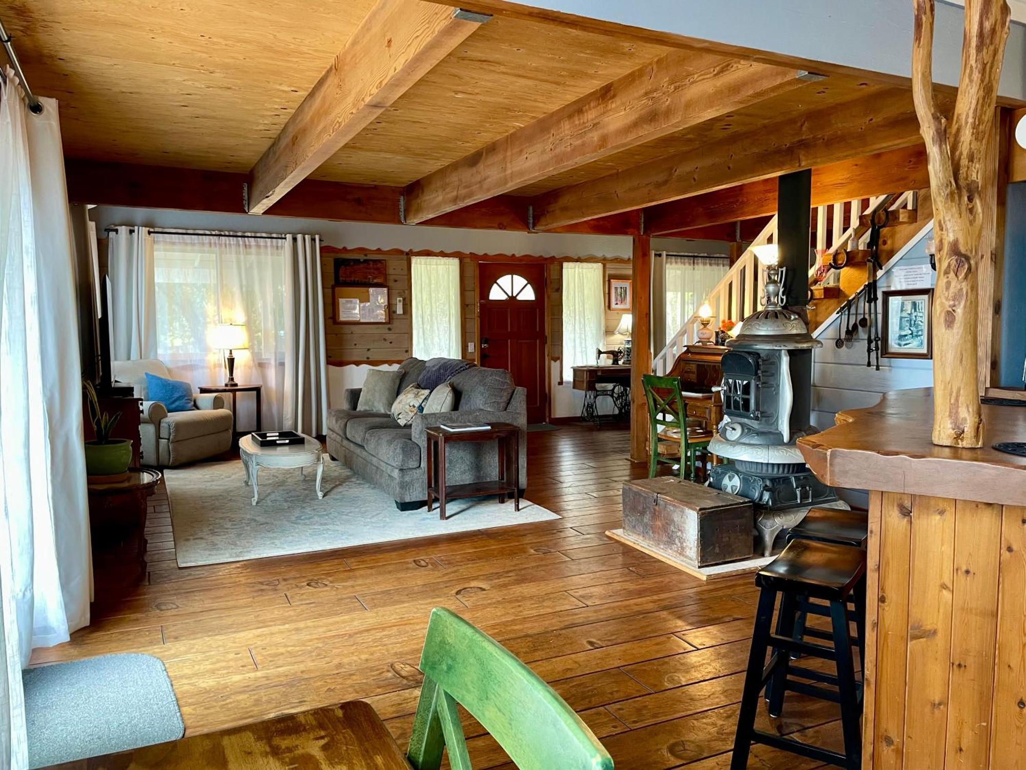 Sierra Mountain Lodge - Vacation Rentals - Yosemite Ahwahnee Extérieur photo
